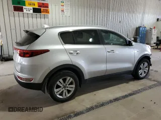 2019 Kia Sportage LX z VIN KNDPMCAC5K7543268, wystawiony jako Copart lot #58139505 z przebiegiem 84 661 mil mil oraz Szkoda całkowita • Salvage title. Historia ofert i sprzedaży dostępna na DreamBid. Obrazek 3.