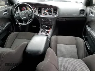 2020 Dodge Charger R/T z VIN 2C3CDXCTXLH183542, wystawiony jako Copart lot #58858325 z przebiegiem 52 999 mil mil oraz Szkoda całkowita • Salvage title. Historia ofert i sprzedaży dostępna na DreamBid. Obrazek 8.