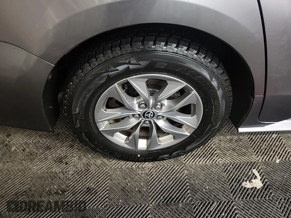 2022 Toyota Sienna LE с VIN 5TDKSKFC2NS047017, выставлен на аукционе IAAI как лот 42501101 с пробегом 155 942 миль миль и . История ставок и продаж доступна на DreamBid. Изображение 34.