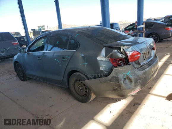 2013 Volkswagen Jetta SE with VIN 3VWBX7AJ2DM288091, listed as a Copart auction lot 44272975 with 148,976 mi miles and Salvage title. Bid and sale history available at DreamBid. Image 2.