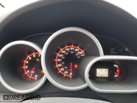 2009 Pontiac Vibe w/1SA with VIN 5Y2SP678X9Z431392, listed as a Copart auction lot 82357514 with 128,854 mi miles and Clean Title. Bid and sale history available at carsss.com. Image 9.