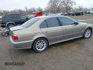 2003 BMW 5 Series 525iA with VIN WBADT43493G030122, listed as a IAAI auction lot 41889529 with 118,293 mi miles. Bid and sale history available at carsss.com. Image 4.
