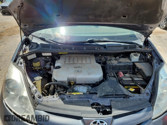 2008 Toyota Sienna XLE with VIN 5TDZK22C88S108444, listed as a Copart auction lot 64897795 with 182,584 mi miles and Clean title. Bid and sale history available at DreamBid. Image 12.