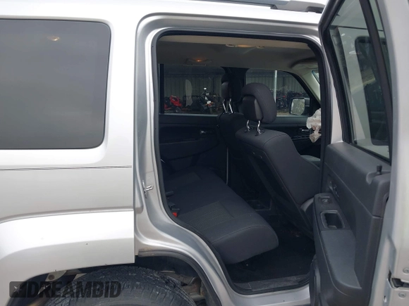 2011 Jeep Liberty Sport Jet with VIN 1J4PP2GK6BW536880, listed as a IAAI auction lot 41428398 with 117,376 mi miles and . Bid and sale history available at DreamBid. Image 8.