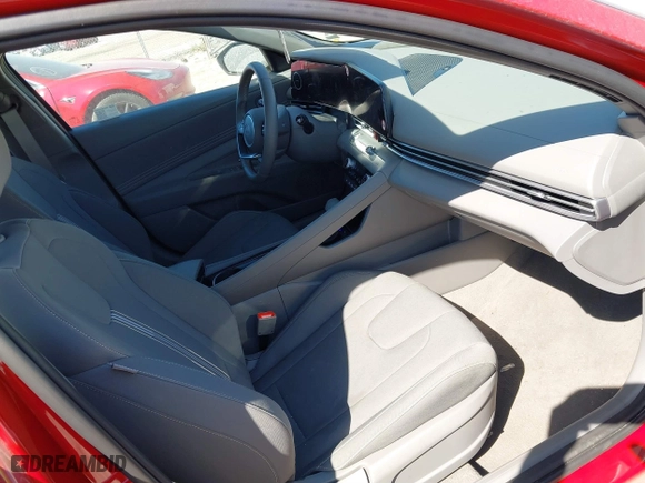 2025 Hyundai Elantra SEL Convenience with VIN KMHLS4DG6SU904397, listed as a IAAI auction lot 41837991 with 2,083 mi miles. Bid and sale history available at carsss.com. Image 5.