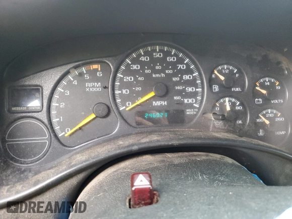 2000 Chevrolet Silverado 1500 with VIN 1GCEK14W5YE223802, listed as a Copart auction lot 84865474 with 246,021 mi miles and Clean Title. Bid and sale history available at carsss.com. Image 9.