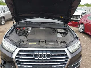 2019 Audi Q7 Premium Plus z VIN WA1LAAF72KD006893, wystawiony jako IAAI lot #42336243 z przebiegiem 61 330 mil mil oraz . Historia ofert i sprzedaży dostępna na DreamBid. Obrazek 10.