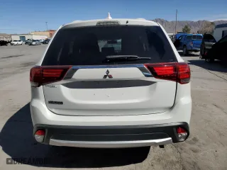 2017 Mitsubishi Outlander SE with VIN JA4AD3A37HZ028589, listed as a Copart auction lot 46670045 with 89,495 mi miles and Salvage Title. Bid and sale history available at carsss.com. Image 6.