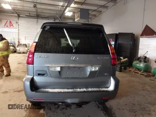 2004 Lexus GX 470 with VIN JTJBT20X540056639, listed as a IAAI auction lot 41744622 with 228,326 mi miles. Bid and sale history available at carsss.com. Image 16.