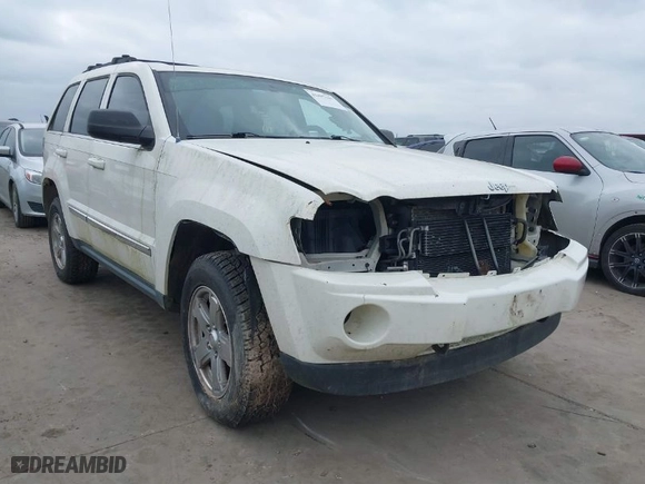 2005 Jeep Grand Cherokee Limited with VIN 1J4HR58245C672221, listed as a IAAI auction lot 41497207 with NaN miles. Bid and sale history available at carsss.com. Image 1.