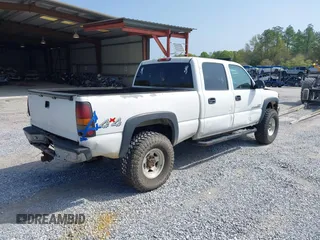 2007 GMC Sierra 2500HD Classic SLT with VIN 1GTHK23D97F152938, listed as a IAAI auction lot 41933419 with 1 mi miles. Bid and sale history available at carsss.com. Image 4.