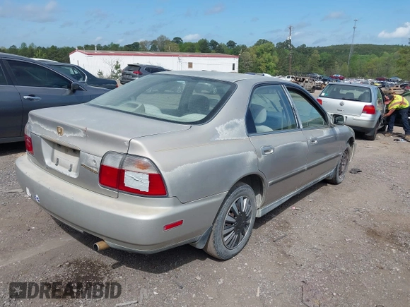 1996 Honda Accord LX with VIN 1HGCD5635TA258353, listed as a IAAI auction lot 41963481 with 215,926 mi miles and . Bid and sale history available at carsss.com. Image 4.