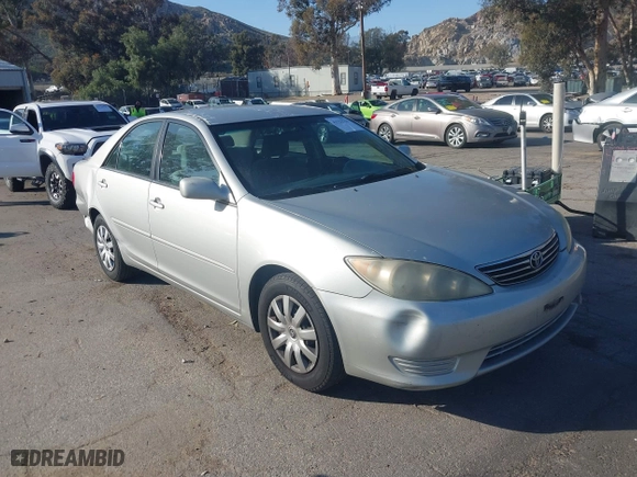 2006 Toyota Camry STD with VIN 4T1BE32K16U725680, listed as a IAAI auction lot 41723759 with 183,061 mi miles. Bid and sale history available at carsss.com. Image 1.