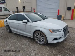2015 Audi A3 z VIN WAUCJHFF1F1067274, wystawiony jako IAAI lot #41935512 z przebiegiem 123 262 mil mil oraz . Historia ofert i sprzedaży dostępna na DreamBid. Obrazek 1.