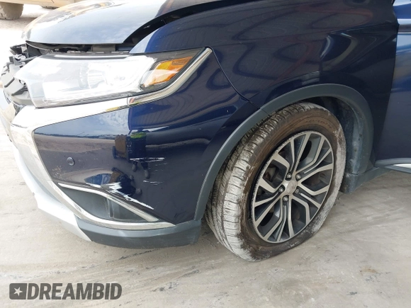 2018 Mitsubishi Outlander SE z VIN JA4AD3A30JZ058653, wystawiony jako IAAI lot #42188099 z przebiegiem 35 652 mil mil oraz . Historia ofert i sprzedaży dostępna na DreamBid. Obrazek 19.