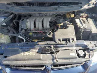 2000 Dodge Caravan SE with VIN 1B4GP44G7YB772212, listed as a Copart auction lot 75664674 with 373,081 mi miles and Clean Title. Bid and sale history available at carsss.com. Image 12.