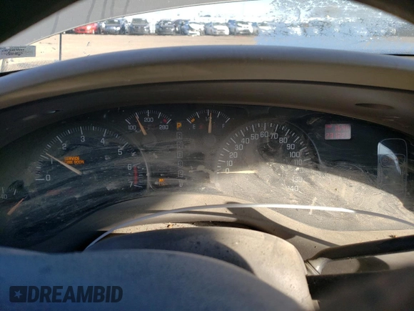 2003 Pontiac Bonneville SE z VIN 1G2HX52K834126392, wystawiony jako Copart lot #43009704 z przebiegiem 231 223 mil mil oraz Szkoda całkowita • Salvage title. Historia ofert i sprzedaży dostępna na DreamBid. Obrazek 9.
