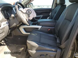 2017 Nissan Titan Pro-4X z VIN 1N6BA1F42HN530830, wystawiony jako Copart lot #63860384 z przebiegiem 317 812 mil mil oraz Szkoda całkowita • Salvage title. Historia ofert i sprzedaży dostępna na DreamBid. Obrazek 7.
