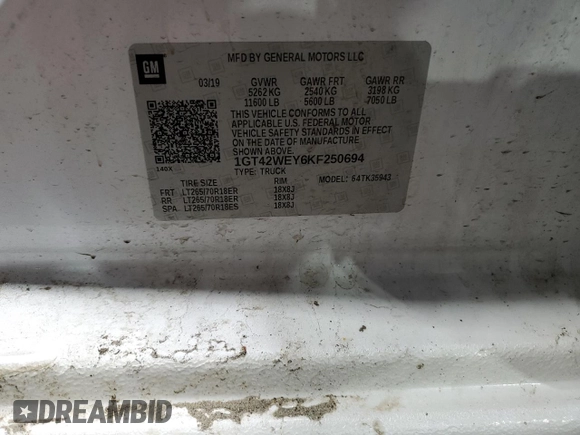2019 GMC Sierra 3500HD Denali z VIN 1GT42WEY6KF250694, wystawiony jako Copart lot #50035115 z przebiegiem 59 735 mil mil oraz Szkody całkowita. Historia ofert i sprzedaży dostępna na DreamBid. Obrazek 12.