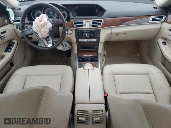 2014 Mercedes-Benz E 350 Luxury z VIN WDDHF8JB0EA983897, wystawiony jako Copart lot #44218125 z przebiegiem 53 786 mil mil oraz Szkoda całkowita • Salvage title. Historia ofert i sprzedaży dostępna na DreamBid. Obrazek 8.