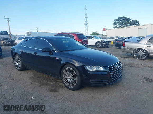 2014 Audi A7 Premium Plus z VIN WAUWGAFC4EN092525, wystawiony jako IAAI lot #42331183 z przebiegiem 183 258 mil mil oraz . Historia ofert i sprzedaży dostępna na DreamBid. Obrazek 1.