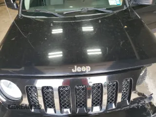 2014 Jeep Patriot Latitude with VIN 1C4NJPFB0ED890696, listed as a Copart auction lot 55581825 with 70,030 mi miles and Salvage title. Bid and sale history available at DreamBid. Image 12.