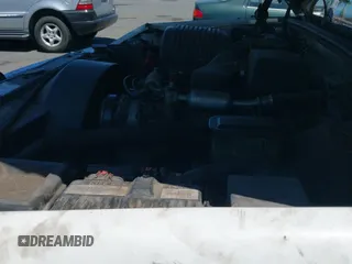 1996 Chevrolet Silverado 1500 с VIN 2GCEK19R7T1143141, выставлен на аукционе IAAI как лот 42966648 с пробегом 396 650 миль миль и . История ставок и продаж доступна на DreamBid. Изображение 12.