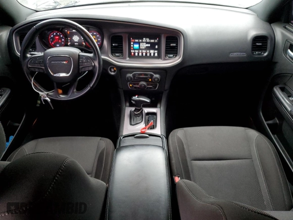 2019 Dodge Charger SXT with VIN 2C3CDXBG2KH670415, listed as a Copart auction lot 51668255 with 60,776 mi miles and Clean Title. Bid and sale history available at carsss.com. Image 8.