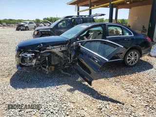 2016 Mercedes-Benz C 300 Luxury z VIN 55SWF4KB2GU112226, wystawiony jako Copart lot #53394035 z przebiegiem 76 478 mil mil oraz Szkoda całkowita • Salvage title. Historia ofert i sprzedaży dostępna na DreamBid. Obrazek 1.