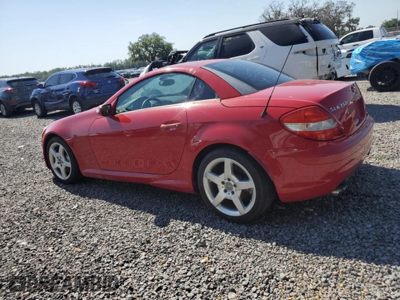 2005 Mercedes-Benz SLK 230/320 with VIN WDBWK56F35F038791, listed as a Copart auction lot 57413275 with 122,712 mi miles and Clean title. Bid and sale history available at DreamBid. Image 2.