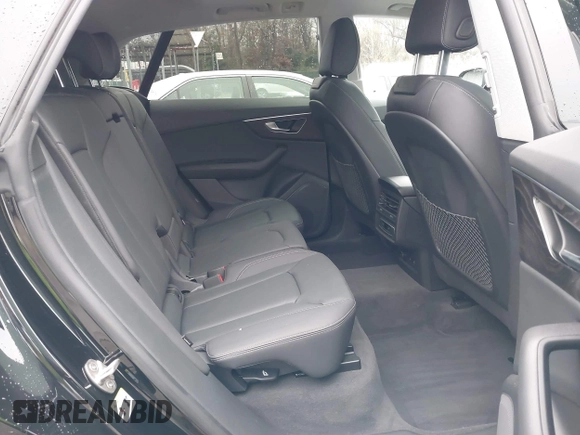2023 Audi Q8 Premium with VIN WA1AVBF19PD019841, listed as a IAAI auction lot 40827495 with 29,033 mi miles and . Bid and sale history available at DreamBid. Image 8.