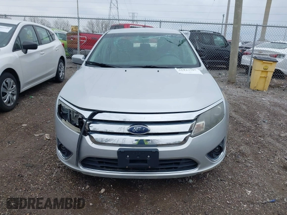 2010 Ford Fusion Hybrid with VIN 3FADP0L30AR121282, listed as a IAAI auction lot 41943397 with 109,559 mi miles. Bid and sale history available at carsss.com. Image 12.