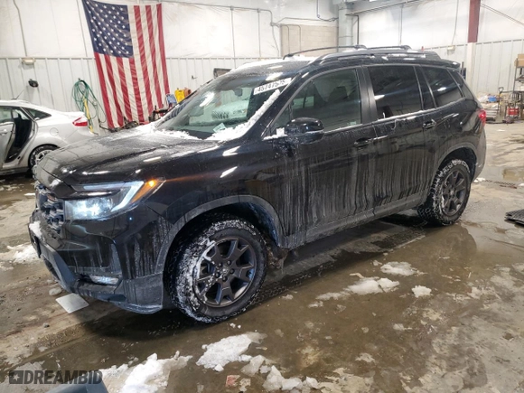 2024 Honda Passport TrailSport with VIN 5FNYF8H67RB000522, listed as a Copart auction lot 45747505 with 28,103 mi miles and Salvage Title. Bid and sale history available at carsss.com. Image 1.