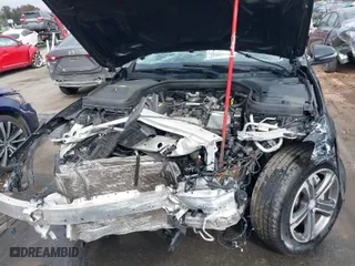 2016 Mercedes-Benz GLC with VIN WDC0G4KB9GF085925, listed as a IAAI auction lot 40804297 with 77,297 mi miles. Bid and sale history available at carsss.com. Image 10.