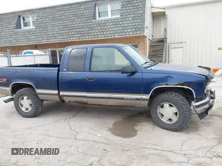 1998 Chevrolet Silverado 1500 with VIN 2GCEK19R2W1255365, listed as a IAAI auction lot 41939461 with 276,204 mi miles and . Bid and sale history available at DreamBid. Image 13.