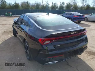 2024 Kia K5 GT-Line z VIN 5XXG64J24RG247893, wystawiony jako IAAI lot #41424100 z przebiegiem 23 184 mil mil oraz . Historia ofert i sprzedaży dostępna na DreamBid. Obrazek 3.