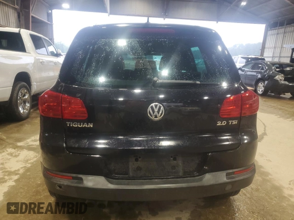 2012 Volkswagen Tiguan SE z VIN WVGAV7AX5CW536238, wystawiony jako Copart lot #55528005 z przebiegiem 127 732 mil mil oraz Szkody całkowita. Historia ofert i sprzedaży dostępna na DreamBid. Obrazek 6.