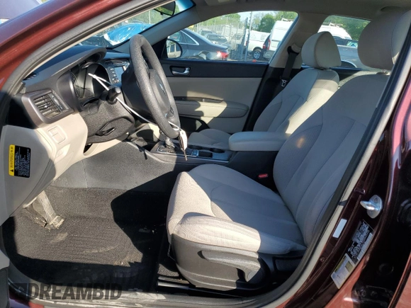 2016 Kia Optima LX z VIN 5XXGT4L35GG042496, wystawiony jako Copart lot #53816495 z przebiegiem 77 924 mil mil oraz Szkoda całkowita • Salvage title. Historia ofert i sprzedaży dostępna na DreamBid. Obrazek 7.