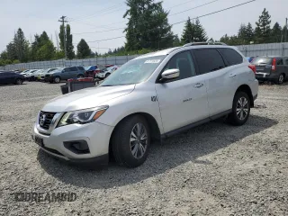 2017 Nissan Pathfinder Platinum with VIN 5N1DR2MM3HC690316, listed as a Copart auction lot 61771525 with 55,349 mi miles and Salvage title. Bid and sale history available at DreamBid. Image 1.