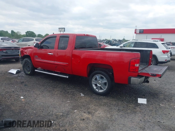 2012 Chevrolet Silverado 1500 LT with VIN 1GCRCSE09CZ131494, listed as a IAAI auction lot 42043422 with 124,162 mi miles. Bid and sale history available at carsss.com. Image 3.