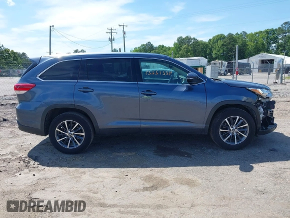 2019 Toyota Highlander SE with VIN 5TDKZRFH1KS290412, listed as a IAAI auction lot 42272229 with 74,212 mi miles and . Bid and sale history available at DreamBid. Image 14.