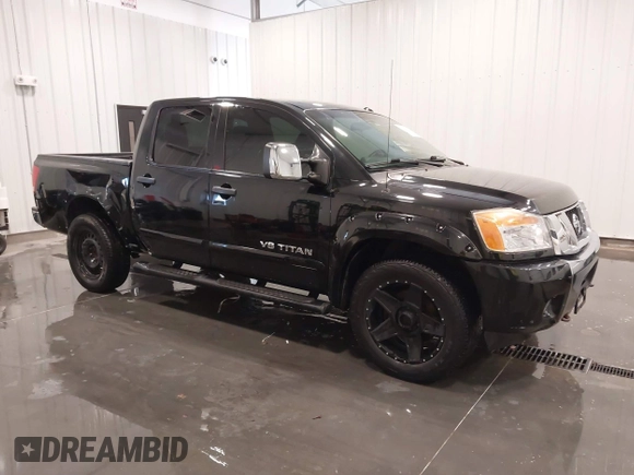 2015 Nissan Titan SV z VIN 1N6AA0EC6FN502962, wystawiony jako IAAI lot #41358935 z przebiegiem 102 204 mil mil oraz . Historia ofert i sprzedaży dostępna na DreamBid. Obrazek 1.