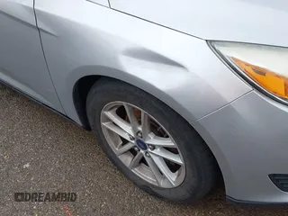 2015 Ford Focus SE с VIN 1FADP3F26FL254588, выставлен на аукционе IAAI как лот 42146381 с пробегом 99 280 миль миль и . История ставок и продаж доступна на DreamBid. Изображение 6.