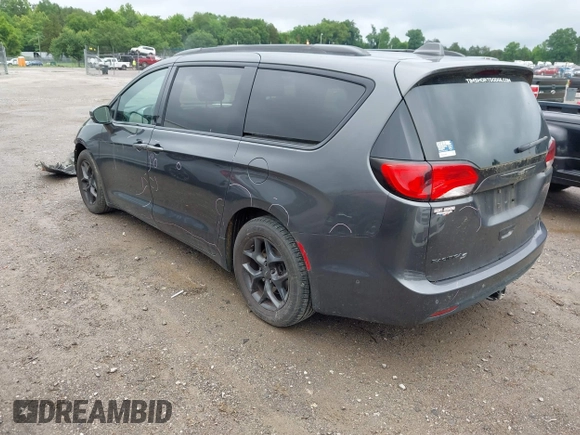 2018 Chrysler Pacifica Limited с VIN 2C4RC1GG4JR295389, выставлен на аукционе IAAI как лот 42330516 с пробегом 127 195 миль миль и . История ставок и продаж доступна на DreamBid. Изображение 3.