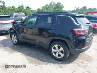 2018 Jeep Compass Latitude with VIN 3C4NJDBB2JT114644, listed as a IAAI auction lot 42499210 with 82,988 mi miles and . Bid and sale history available at DreamBid. Image 3.