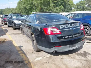 2014 Ford Police Interceptor z VIN 1FAHP2MT8EG154863, wystawiony jako IAAI lot #39828241 z przebiegiem 118 600 mil mil oraz . Historia ofert i sprzedaży dostępna na DreamBid. Obrazek 3.