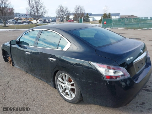 2012 Nissan Maxima 3.5 SV with VIN 1N4AA5AP3CC824593, listed as a IAAI auction lot 41686696 with 132,922 mi miles. Bid and sale history available at carsss.com. Image 3.