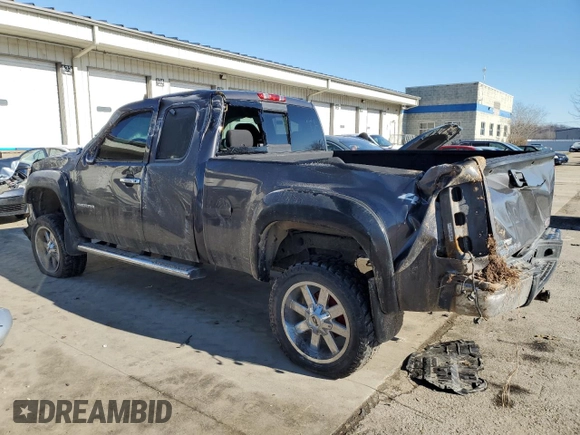 2010 GMC Sierra 1500 SLE z VIN 1GTSKVE38AZ178237, wystawiony jako Copart lot #45351635 z przebiegiem 148 907 mil mil oraz Szkoda całkowita • Salvage title. Historia ofert i sprzedaży dostępna na DreamBid. Obrazek 2.