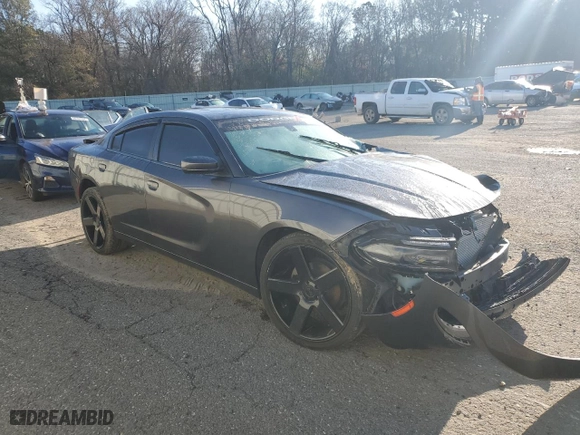 2020 Dodge Charger SXT with VIN 2C3CDXBG8LH117611, listed as a Copart auction lot 86385184 with 0 mi miles and Salvage Title. Bid and sale history available at carsss.com. Image 4.