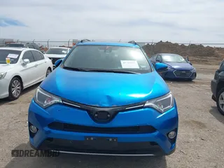 2018 Toyota RAV4 XLE with VIN JTMWFREV2JJ752568, listed as a IAAI auction lot 41795891 with 37,886 mi miles. Bid and sale history available at carsss.com. Image 12.